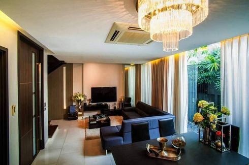 4 Bedroom Townhouse for rent in Residence Sukhumvit 65, Phra Khanong Nuea, Bangkok near BTS Ekkamai