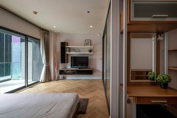 1 Bedroom Condo for sale in Noble Remix, Khlong Tan, Bangkok near BTS Thong Lo