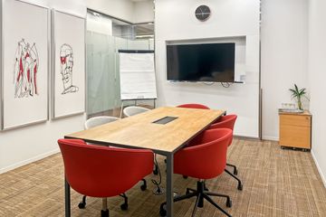 Office for rent in Bhiraj Tower at Bitec, Bang Na, Bangkok near BTS Bang Na