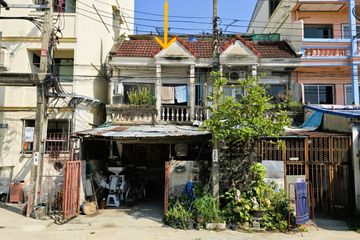 3 Bedroom Townhouse for sale in Bang Khun Thian, Bangkok