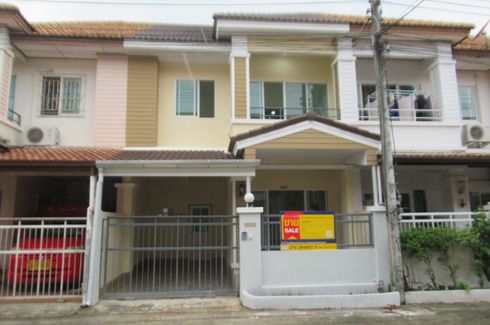 3 Bedroom Townhouse for sale in Talat Nuea, Phuket