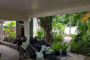 4 Bedroom House for rent in Phra Khanong Nuea, Bangkok
