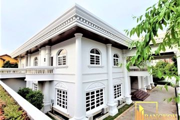 6 Bedroom House for rent in Bang Chak, Bangkok near BTS Punnawithi