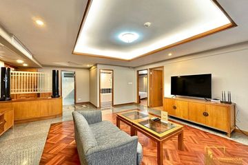 2 Bedroom Condo for rent in United Tower, Khlong Tan Nuea, Bangkok near BTS Thong Lo