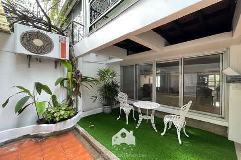 3 Bedroom House for rent in Phra Khanong, Bangkok near BTS Ekkamai