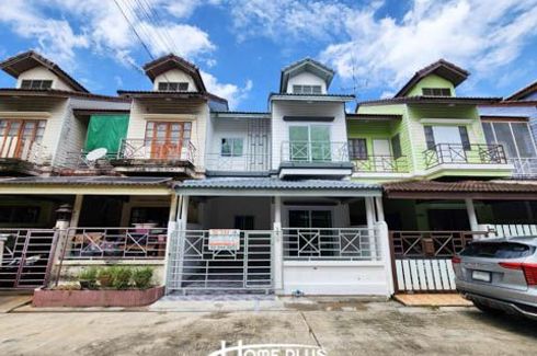 3 Bedroom Townhouse for sale in Euapracha Nuanchan, Nuan Chan, Bangkok