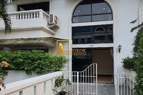 3 Bedroom Townhouse for rent in Kiarti Thanee City Mansion, Khlong Toei Nuea, Bangkok near BTS Asoke