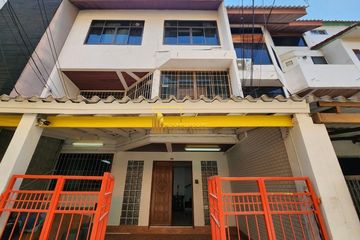 5 Bedroom Townhouse for rent in Khlong Tan Nuea, Bangkok near BTS Thong Lo