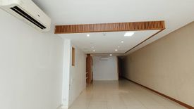 Commercial for rent in Khlong Tan Nuea, Bangkok near BTS Phrom Phong