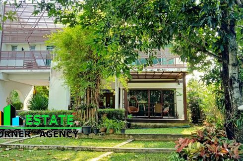 4 Bedroom House for sale in Sala Thammasop, Bangkok