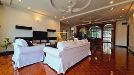 3 Bedroom Apartment for rent in Swasdi Mansion, Khlong Toei Nuea, Bangkok near MRT Sukhumvit