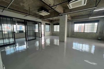 Office for rent in Peterson Sukhumvit 26, Khlong Tan, Bangkok near BTS Phrom Phong