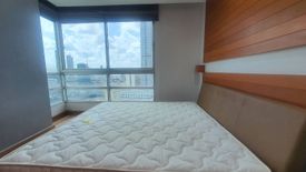 2 Bedroom Condo for rent in Sathorn House, Silom, Bangkok near BTS Surasak