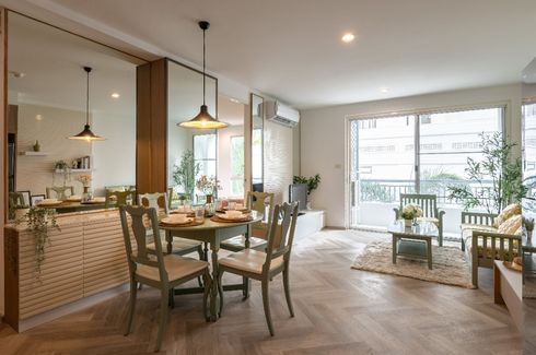 2 Bedroom Condo for sale in Phra Khanong, Bangkok near BTS Ekkamai