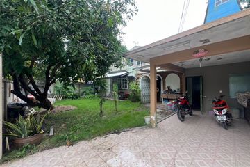 House for sale in Khlong Kum, Bangkok