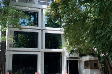 4 Bedroom Commercial for rent in Khlong Tan, Bangkok near BTS Phrom Phong
