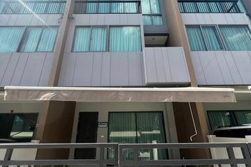 3 Bedroom Townhouse for rent in Saphan Sung, Bangkok