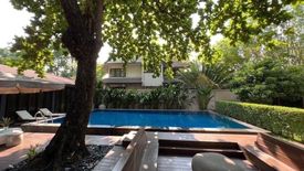 6 Bedroom Villa for sale in Khlong Tan Nuea, Bangkok near BTS Thong Lo