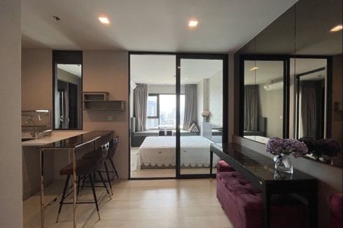 1 Bedroom Condo for sale in Life One Wireless, Lumpini, Bangkok near BTS Ploen Chit