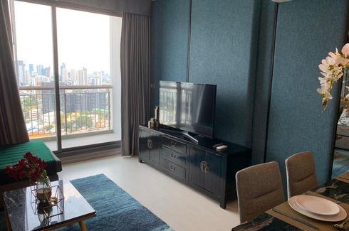 2 Bedroom Condo for rent in Rhythm Sukhumvit 42, Phra Khanong, Bangkok near BTS Ekkamai