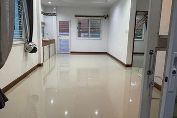 2 Bedroom House for sale in Thap Yao, Bangkok