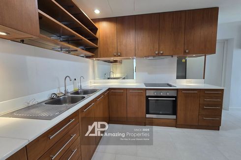 3 Bedroom Condo for rent in La Cascade, Khlong Tan Nuea, Bangkok near BTS Thong Lo