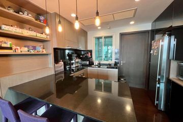 3 Bedroom Condo for sale in Watermark Chaophraya River, Bang Lamphu Lang, Bangkok