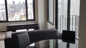 2 Bedroom Condo for rent in Edge Sukhumvit 23, Khlong Toei Nuea, Bangkok near BTS Asoke