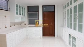 5 Bedroom House for rent in Khlong Tan Nuea, Bangkok