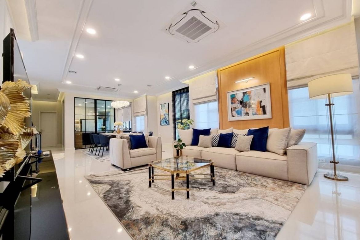 5 Bedrooms House  in Saphan Sung, Bangkok  ฿ 450,000