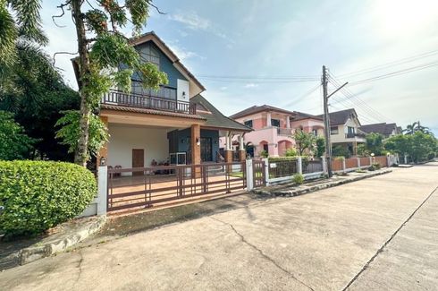 3 Bedroom House for sale in Surasak, Chonburi