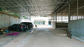 Warehouse / Factory for rent in Phra Khanong Nuea, Bangkok near BTS Phra Khanong