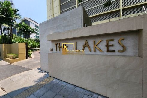 2 Bedroom Condo for rent in The Lakes, Khlong Toei, Bangkok near BTS Asoke