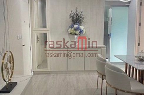 1 Bedroom Condo for sale in Bang Khae Nuea, Bangkok near MRT Lak Song