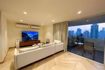 2 Bedroom Condo for sale in Khlong Tan Nuea, Bangkok