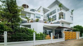 6 Bedroom Villa for Sale or Rent in Na Kluea, Chonburi