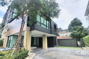 3 Bedroom House for sale in Phra Khanong, Bangkok near BTS Ekkamai