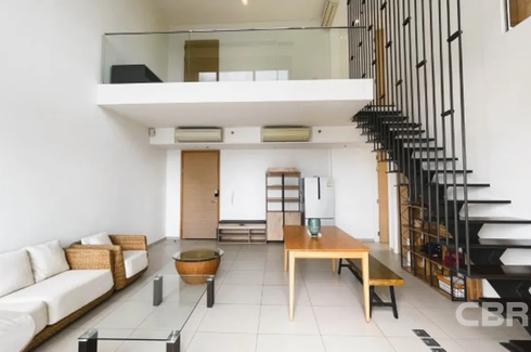 2 Bedroom Condo for sale in The Lofts Ekkamai, Phra Khanong, Bangkok near BTS Ekkamai