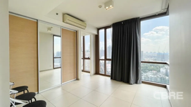 2 Bedroom Condo for sale in The Lofts Ekkamai, Phra Khanong, Bangkok near BTS Ekkamai