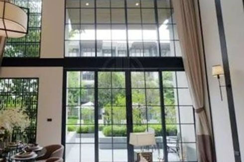 5 Bedroom House for sale in Khlong Toei Nuea, Bangkok near MRT Phetchaburi