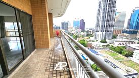 4 Bedroom Condo for sale in Castle Hill  Mansion, Phra Khanong Nuea, Bangkok near BTS Ekkamai