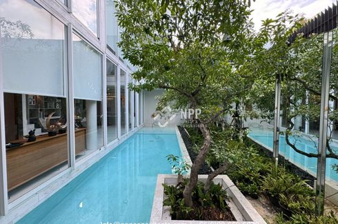 4 Bedroom House for Sale or Rent in Phra Khanong Nuea, Bangkok near BTS Ekkamai