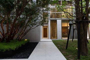 5 Bedroom Villa for sale in Bangkok