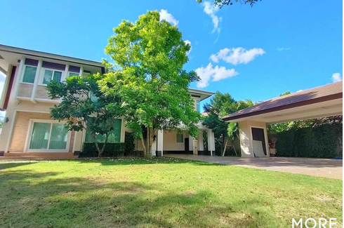 4 Bedroom Villa for sale in Wang Tan Home No.6, San Phak Wan, Chiang Mai