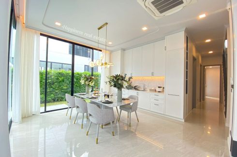 4 Bedroom House for sale in Prawet, Bangkok