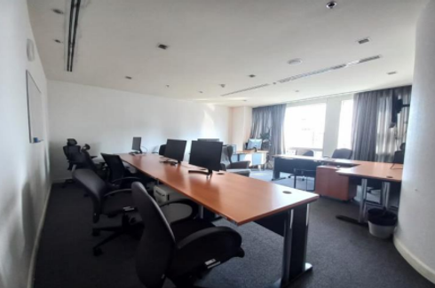 Office for rent in Athenee Tower, Langsuan, Bangkok near BTS Ploen Chit