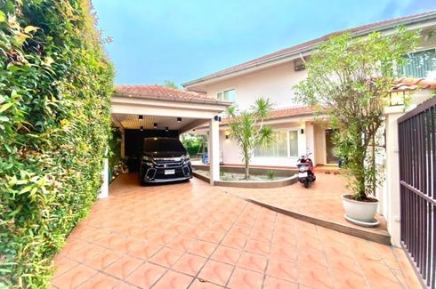 3 Bedroom House for sale in Surasak, Chonburi