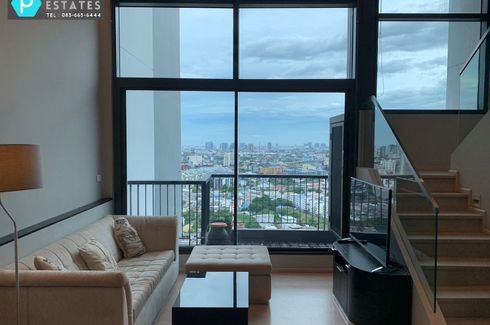 1 Bedroom Condo for rent in Rhythm Sukhumvit 44/1, Phra Khanong, Bangkok near BTS Phra Khanong