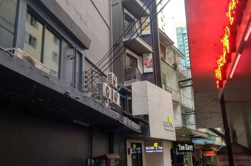 Commercial for sale in Khlong Tan, Bangkok near BTS Phrom Phong