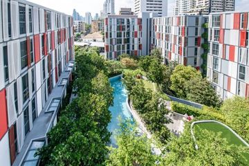 2 Bedroom Condo for sale in Khlong Tan Nuea, Bangkok